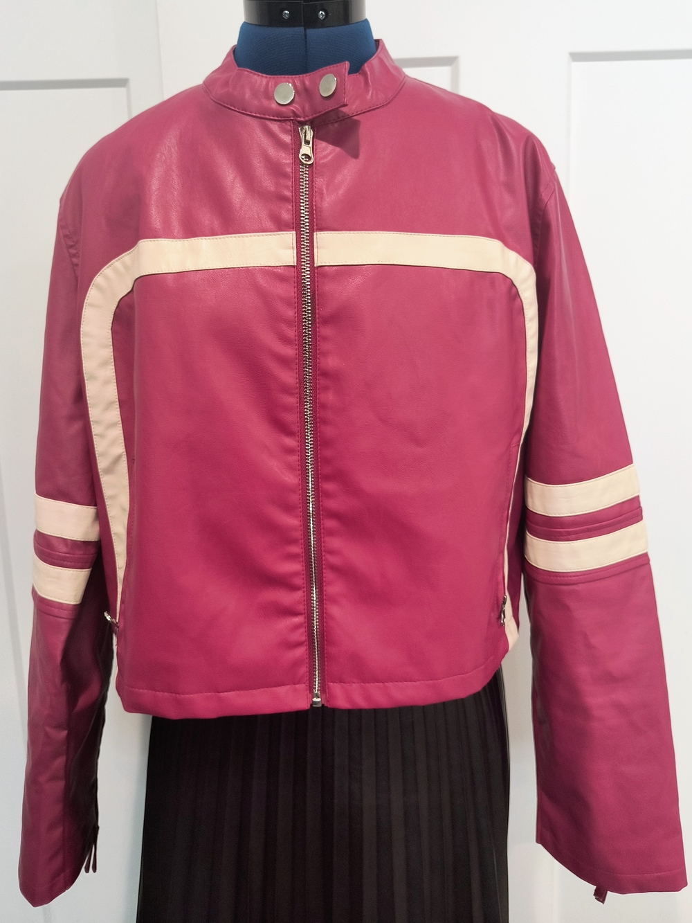 Leather Bomber Jacket For Women – Cropped Motorcycle Jacket With Lapel, Violet